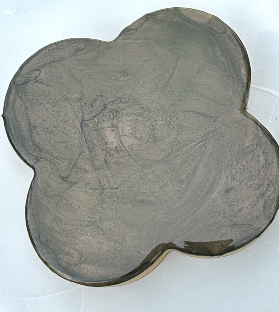 Mini Quatrefoil - Molten Ash