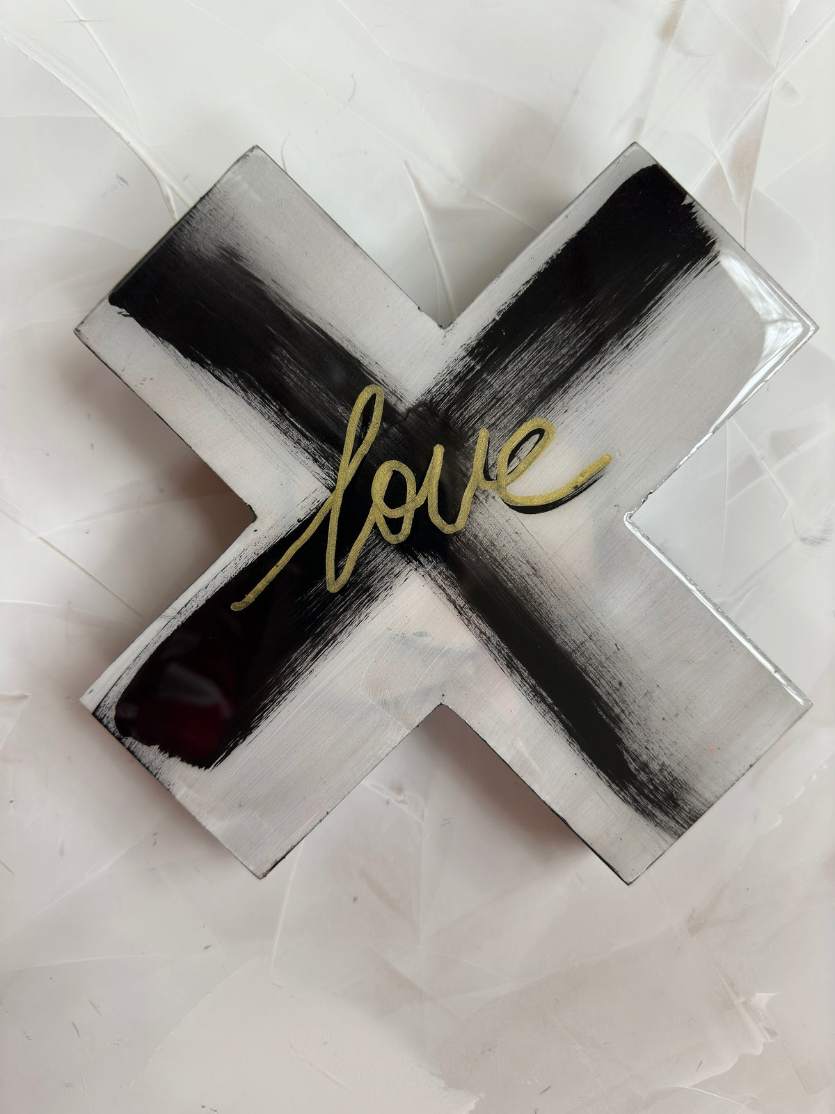 Love - Mini Kiss (Black And White)