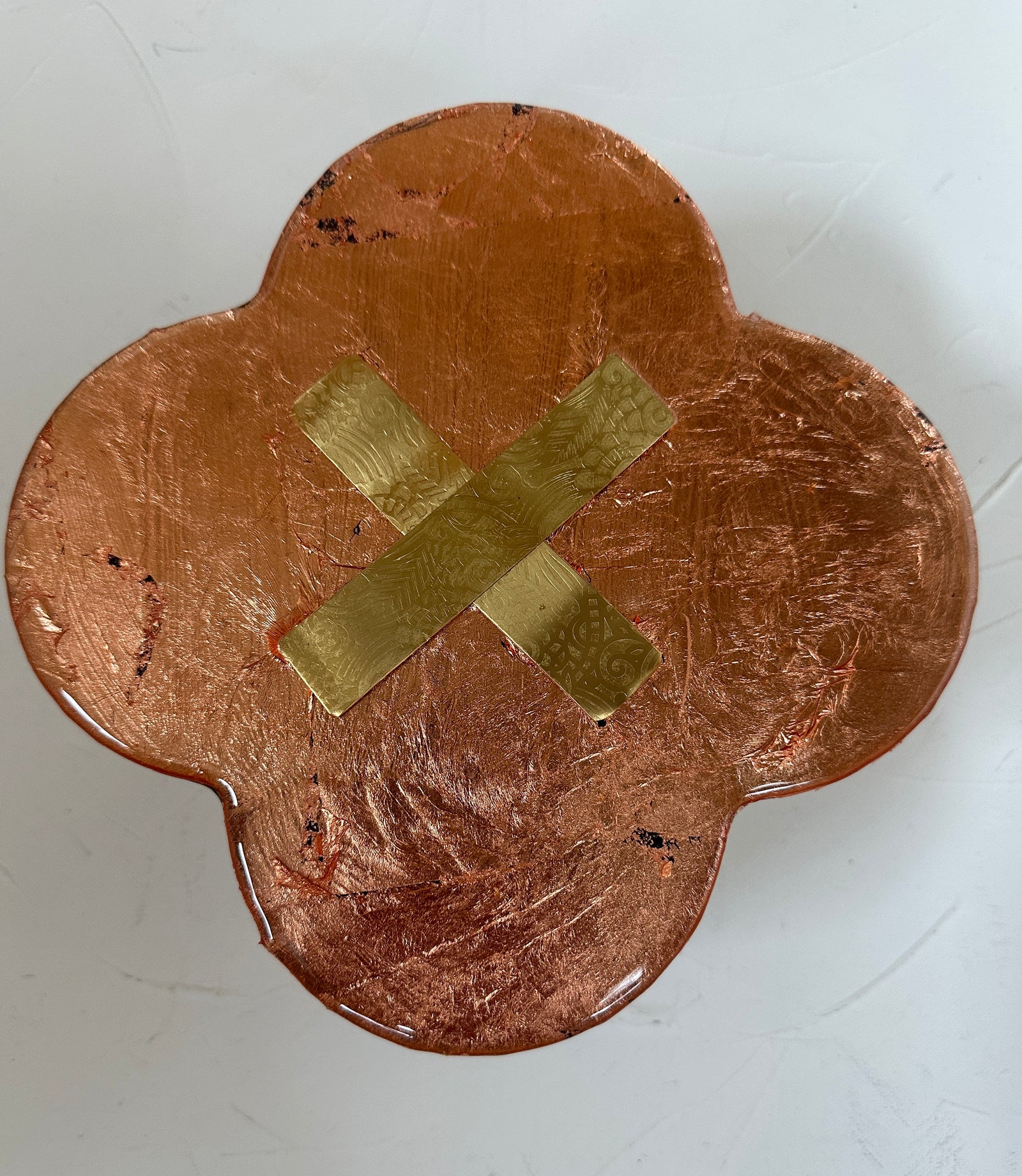 Mini Quatrefoil - (with copper kiss)